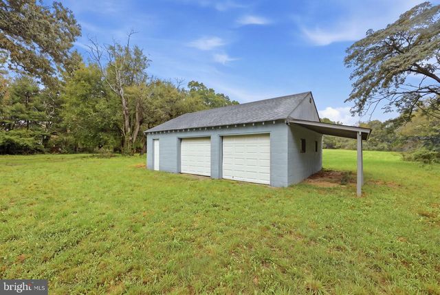 960 CARMEL RD, Millville, NJ 08332