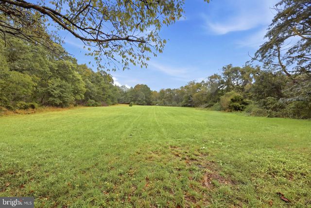 960 CARMEL RD, Millville, NJ 08332
