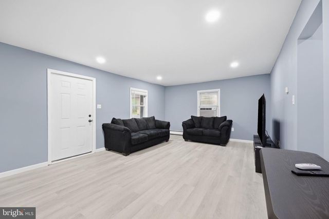 960 CARMEL RD, Millville, NJ 08332