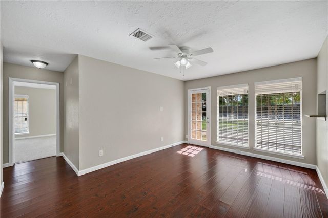 1427 Lazy Spring Drive, Missouri City, TX 77489