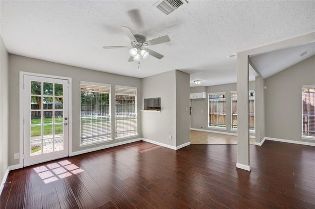 1427 Lazy Spring Drive, Missouri City, TX 77489