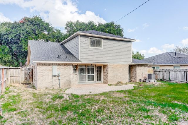 1427 Lazy Spring Drive, Missouri City, TX 77489