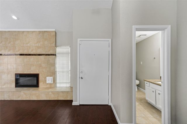 1427 Lazy Spring Drive, Missouri City, TX 77489