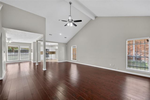 1427 Lazy Spring Drive, Missouri City, TX 77489