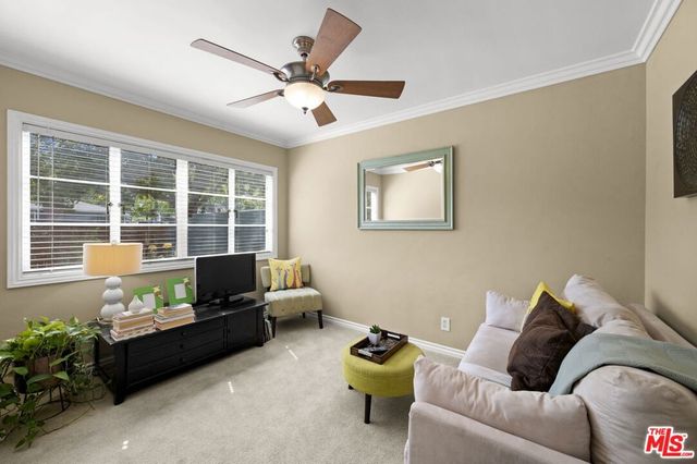 5464 Village Green, Los Angeles, CA 90016