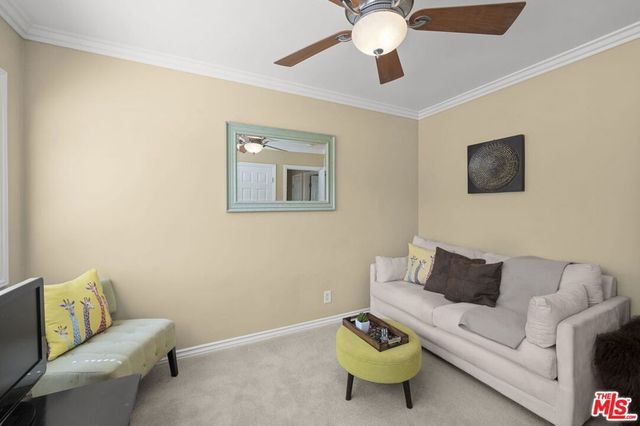 5464 Village Green, Los Angeles, CA 90016