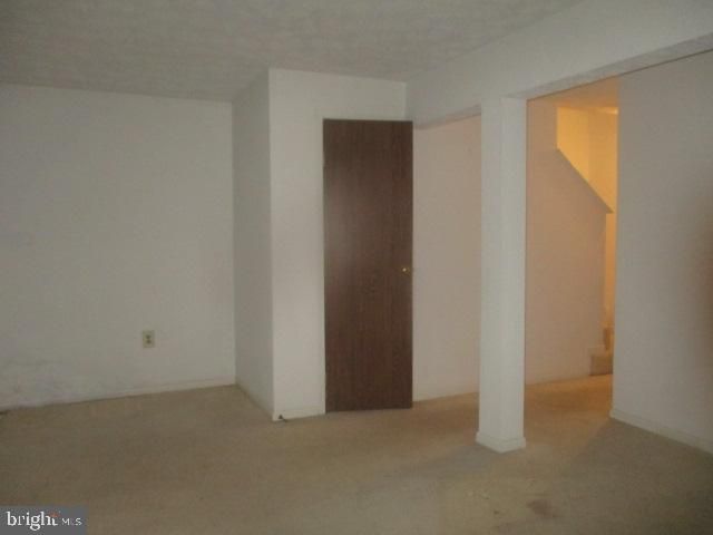 8 RADER CT, Baltimore, MD 21234