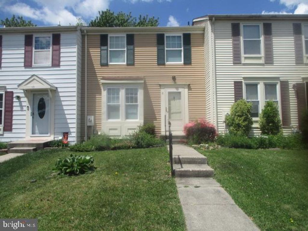 8 RADER CT, Baltimore, MD 21234