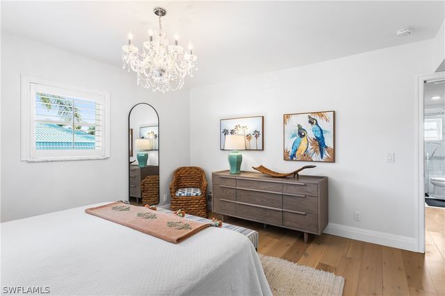 940 3rd ST S 201, Naples, FL 34102