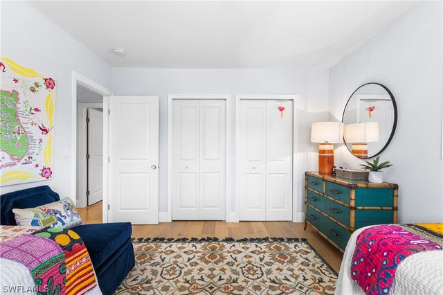 940 3rd ST S 201, Naples, FL 34102