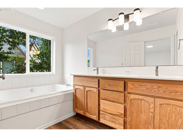 415 Nw 153RD St, Vancouver, WA 98685