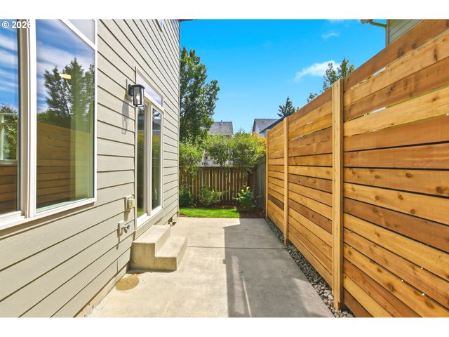 415 Nw 153RD St, Vancouver, WA 98685