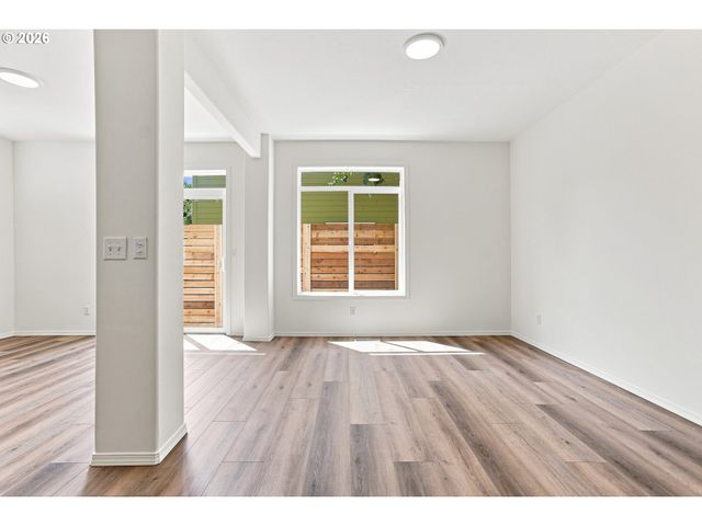 415 Nw 153RD St, Vancouver, WA 98685