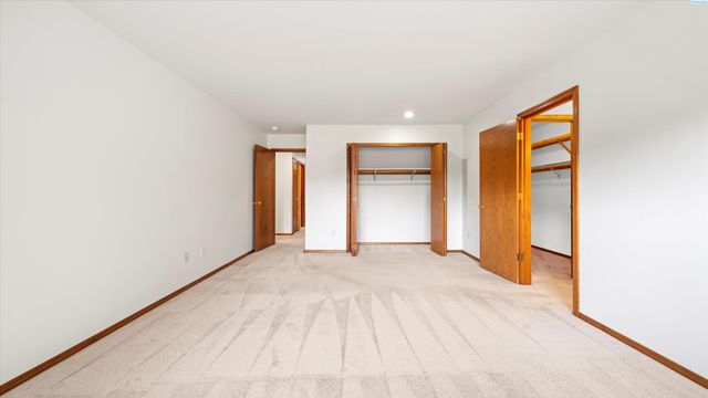 316 W Canyon Lakes Dr., Kennewick, WA 99337
