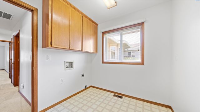 316 W Canyon Lakes Dr., Kennewick, WA 99337