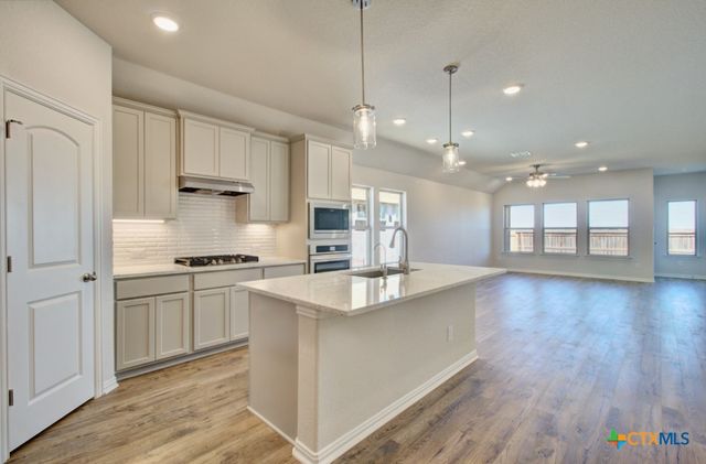 2827 Sacaton Drive, New Braunfels, TX 78130