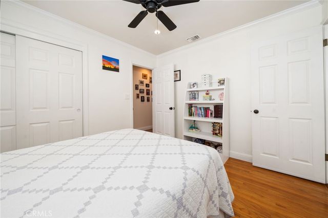 11442 212th St, Lakewood, CA 90715