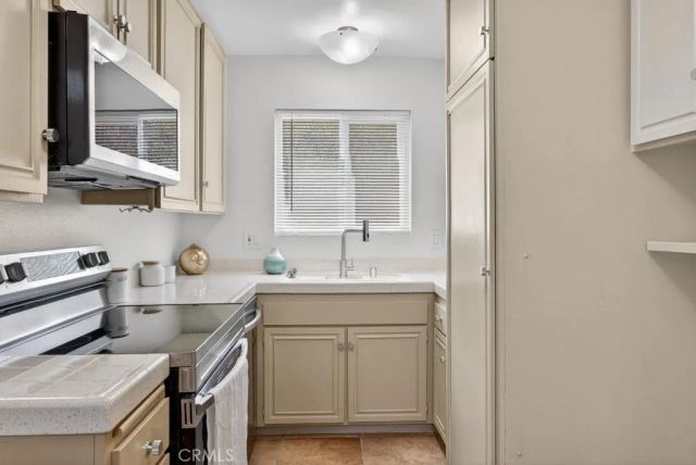 28500 Via Princesa D, Murrieta, CA 92563