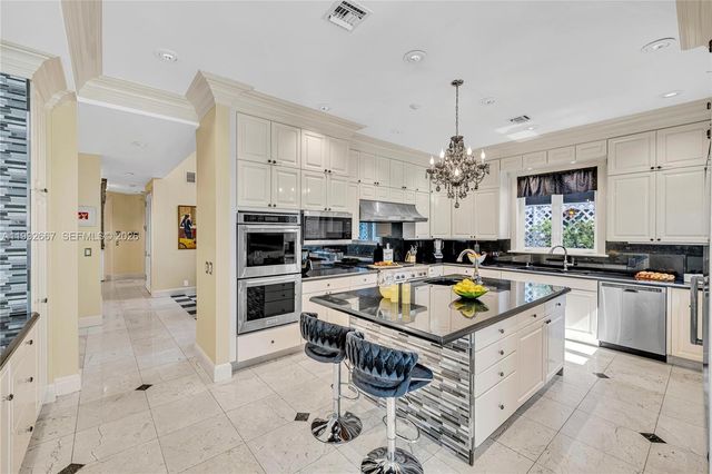 625 Poinciana, Fort Lauderdale, FL 33301