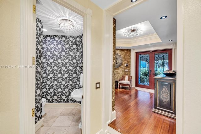 625 Poinciana, Fort Lauderdale, FL 33301