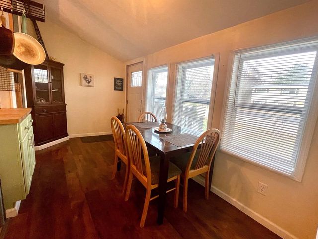 702 6th Street, Albany, WI 53502