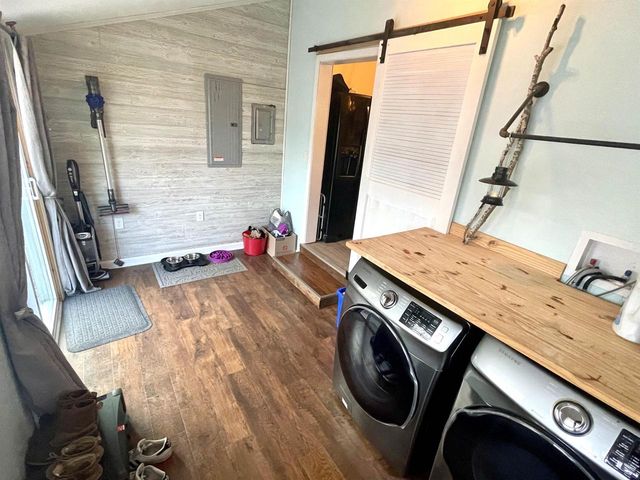 702 6th Street, Albany, WI 53502