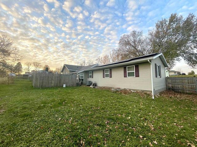702 6th Street, Albany, WI 53502