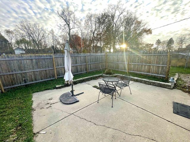 702 6th Street, Albany, WI 53502