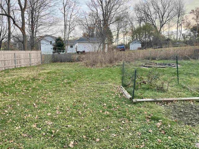 702 6th Street, Albany, WI 53502