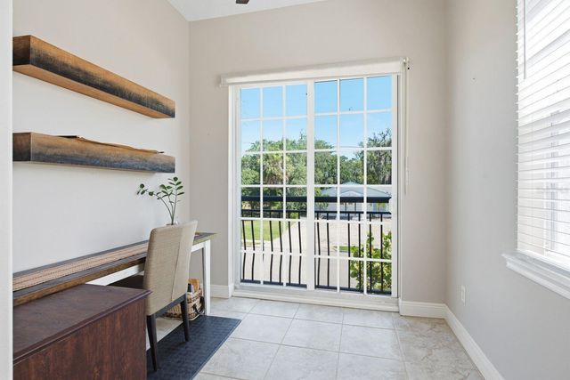 47 W MORGAN STREET, Tarpon Springs, FL 34689