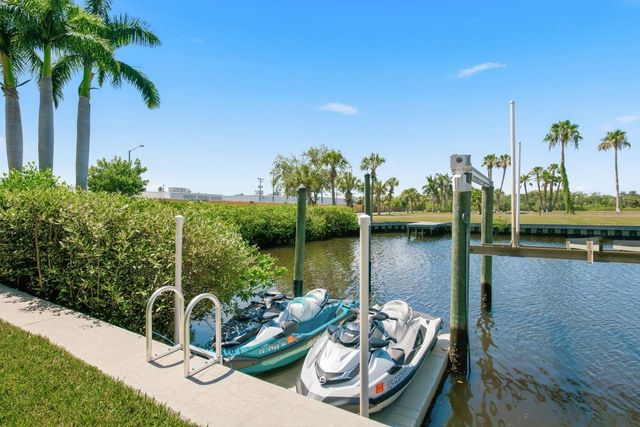 47 W MORGAN STREET, Tarpon Springs, FL 34689