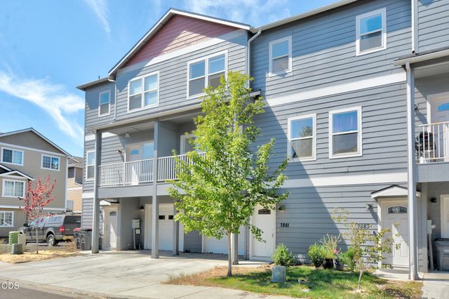 7881 Jacqueline Way, White City, OR 97503