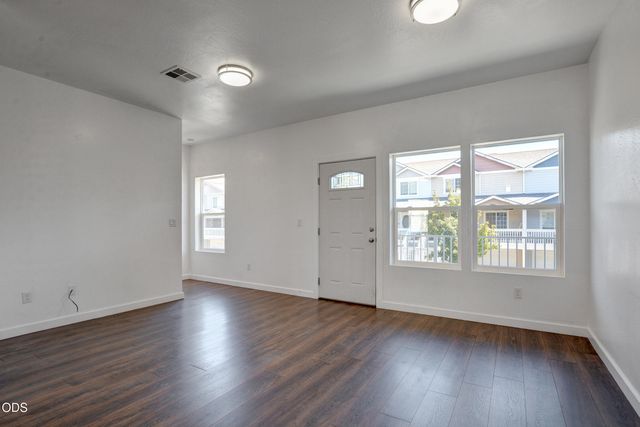 7881 Jacqueline Way, White City, OR 97503