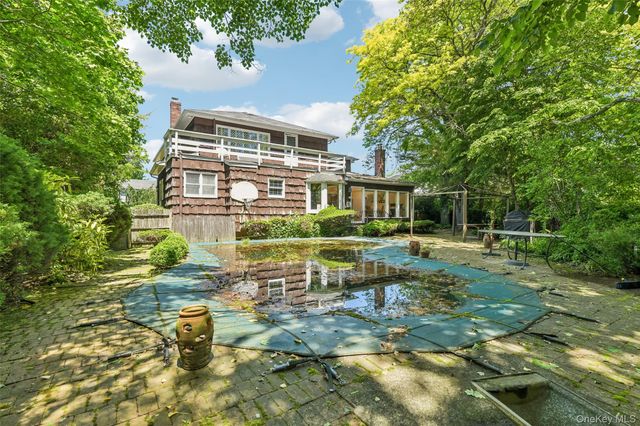62 Larch Hill Road, Lawrence, NY 11559