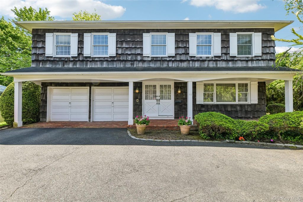 62 Larch Hill Road, Lawrence, NY 11559