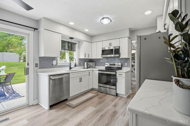 3276 Greenwich Drive, Fairfield, OH 45014