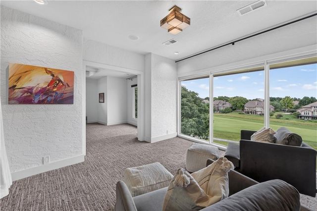 5520 Golden Bear Drive, Overland Park, KS 66223