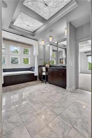 5520 Golden Bear Drive, Overland Park, KS 66223