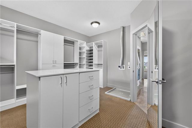 5520 Golden Bear Drive, Overland Park, KS 66223