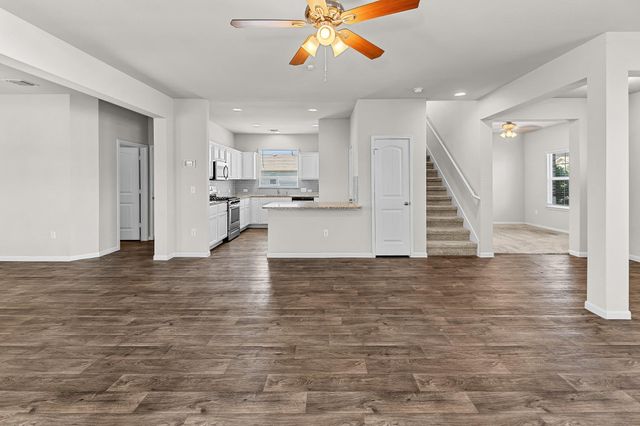 14001 Heywood DR, Pflugerville, TX 78660