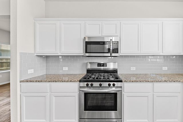 14001 Heywood DR, Pflugerville, TX 78660