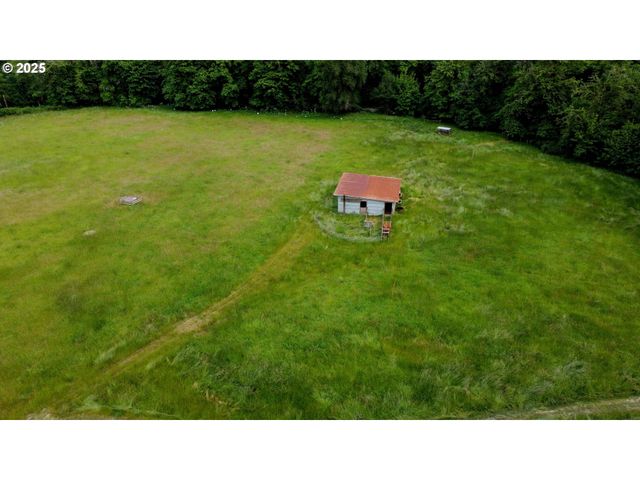 2965 S MYRTLE Rd, Myrtle Creek, OR 97457