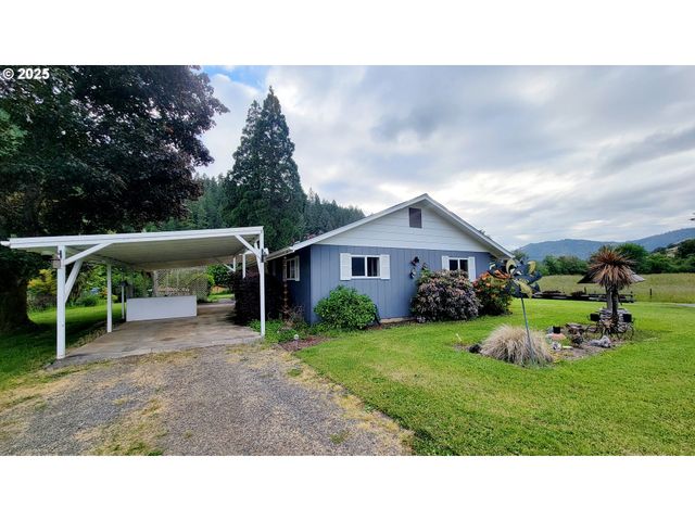 2965 S MYRTLE Rd, Myrtle Creek, OR 97457