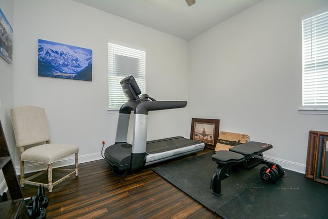 212 Osage Drive, Conroe, TX 77316