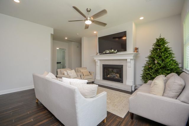 212 Osage Drive, Conroe, TX 77316