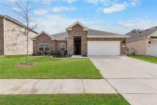 797 Vineyard Way, Forney, TX 75126