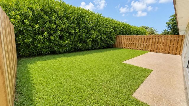 3720 NW 110th Avenue 1, Coral Springs, FL 33065