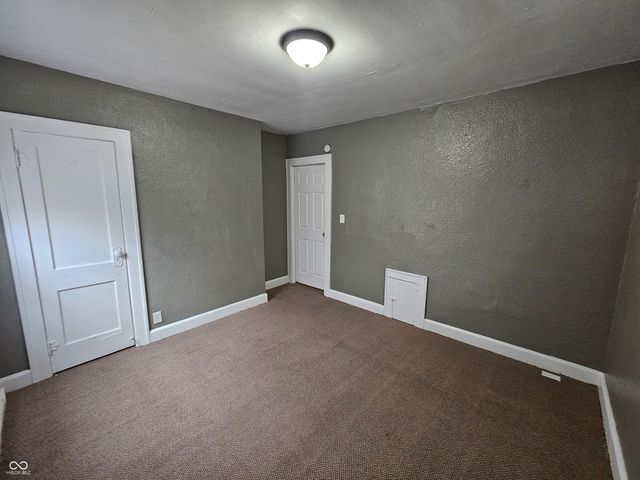 835 N Gladstone Avenue, Indianapolis, IN 46201