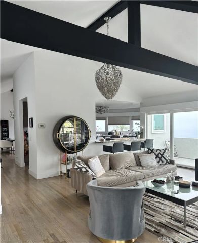 766 Pelican, Laguna Beach, CA 92651