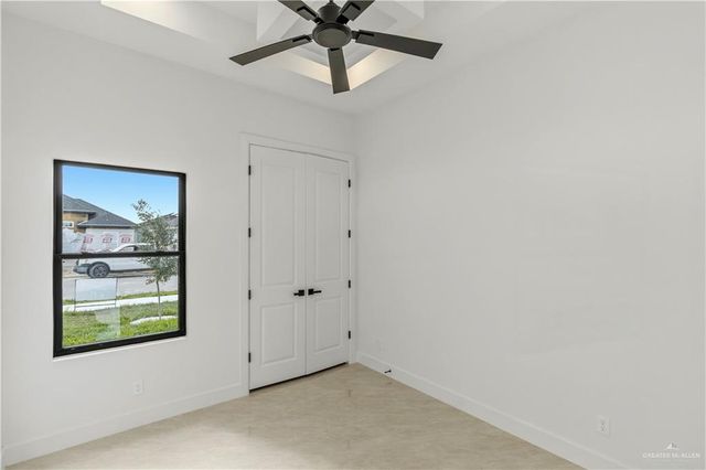 5808 N Gira Del Sol Street, Edinburg, TX 78542